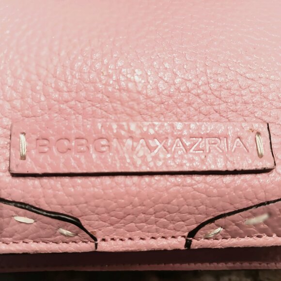LIKE NEW 💥 BEAUTIFUL BCBGMAXAZRIA DUSTY PINK WRISTLET CLUTCH BAG - Picture 6 of 9
